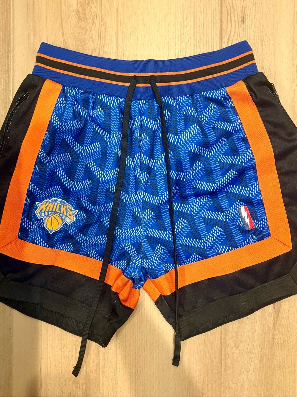 New York Knicks Designer Basketball Shorts Men’s Size S/M Or Womens M/L